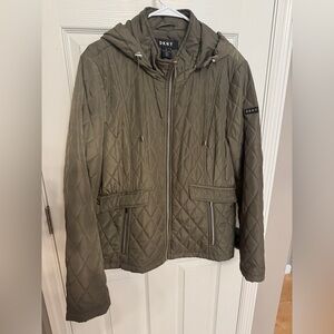 DKNY Women's coat - olive green